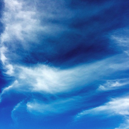雲☁️旅先にて⛅️   #くも #雲 #そら #空 #clouds #Niceview #sky #view #white #blue | by Kazumi（かづみ）