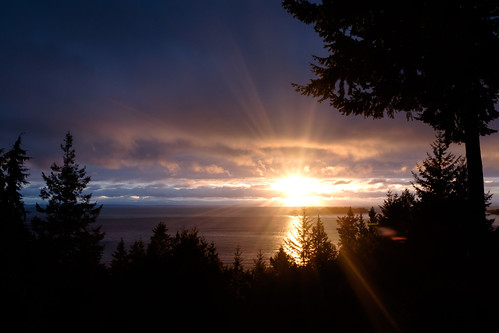 Christmas Eve Sunset by conradolson, The sun setting over Vancouver Island on Christmas Evestraitofgeorgia vancouver bc bowenisland sunse