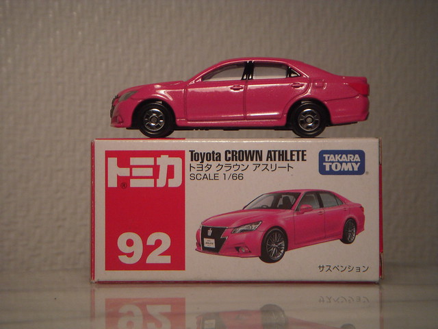 Toyota Crown Athlete (S210) 1:66 Diecast by Tomica