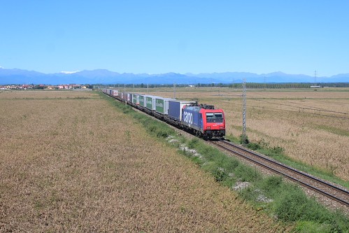 E 484 014 a Caltignaga (NO) | by treniegelati