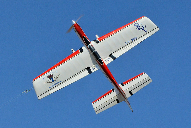 Aeromodelo acrobático