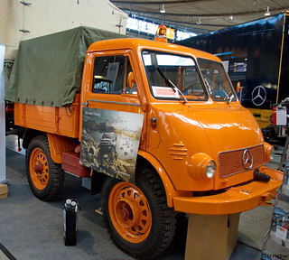 1953-56 Unimog U401-U402