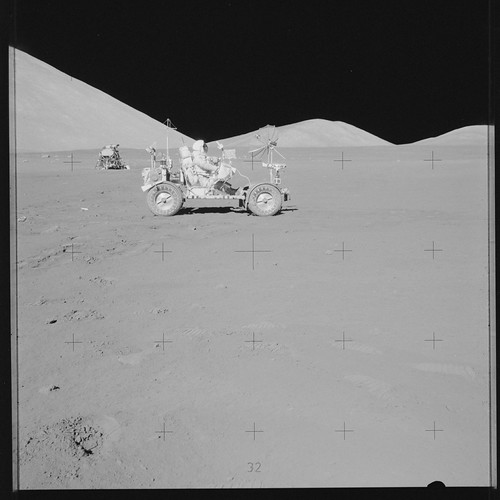 AS17-141-21512 | Apollo 17 Hasselblad image from film magazi… | Flickr