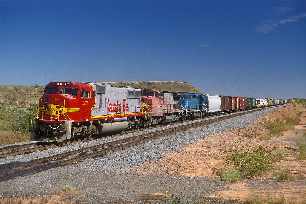 1996-09-30 1425 ATSF 207 Belva, OK | The new, the ratty, and… | Flickr