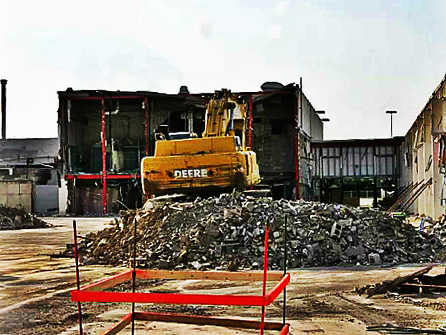 Turfland Mall Demolition -- Lexington, Kentucky