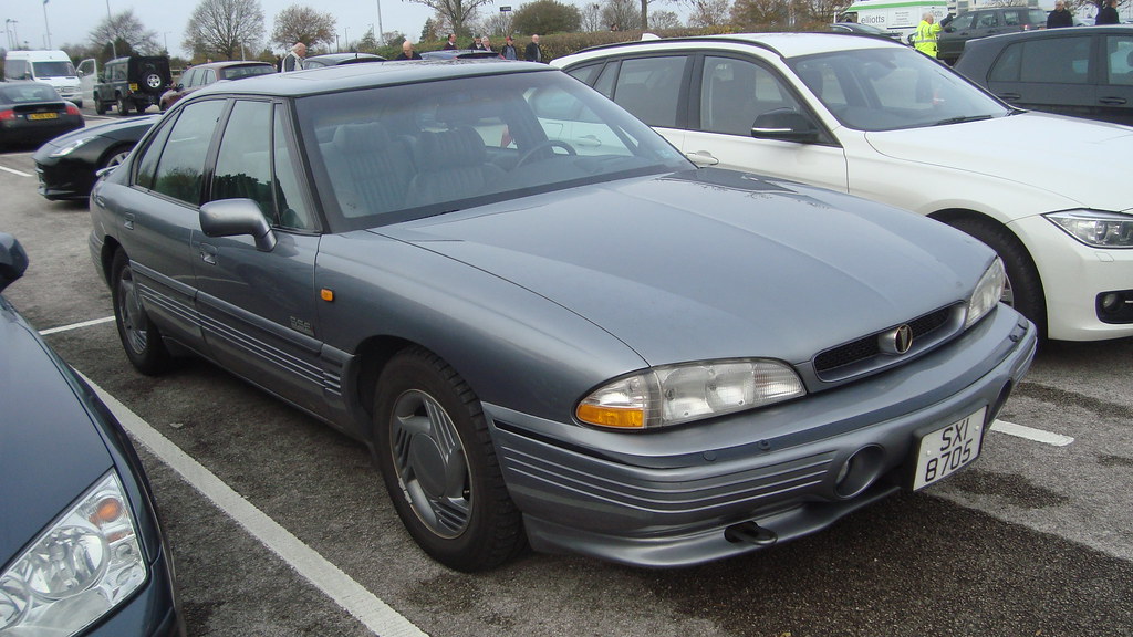 Image of 1992 Pontiac Bonneville 3.8 V6