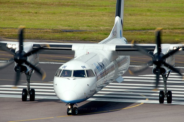 Flybe DHC8-402Q 