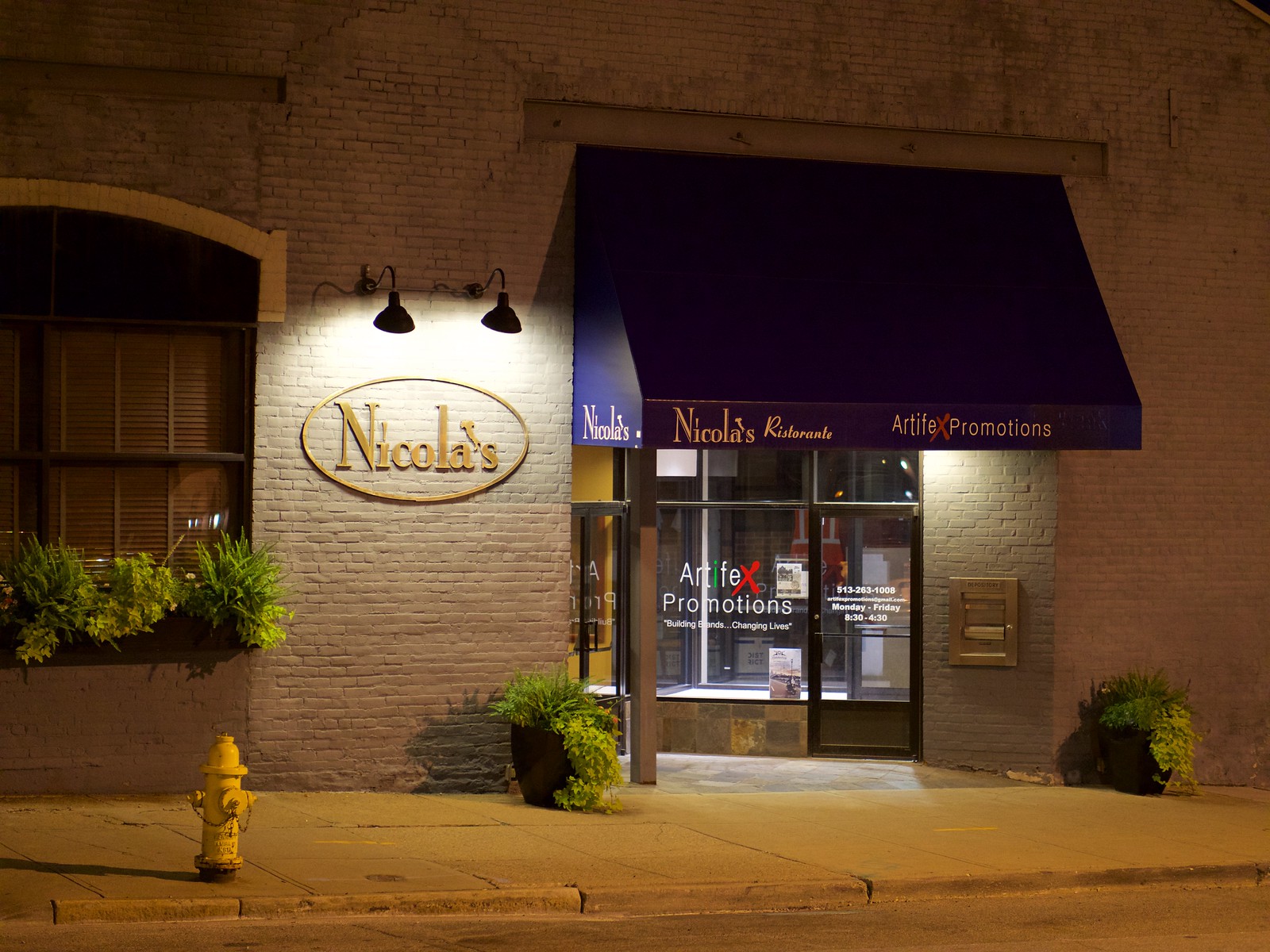Nicola's