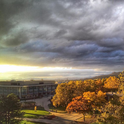 Nice view from the U. ⛅️???????? ????: @chrismogren  #UofU #universityofutah #SLC