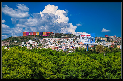 horizontal méxico digital américa raw cara edificio iglesia ciudad paisaje ojos julio cabeza verano vista fotografia turismo hdr templo brillante turista querétaro airelibre cieloazul 2015 borde santiagodequerétaro fotografiar partesdelcuerpo américadelnorte hemisferionorte escenasdeciudad centrosreligiosos