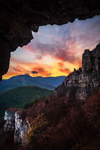 autumn sunset sky mountain mountains beautiful clouds landscape bulgaria dreamy lakatnik