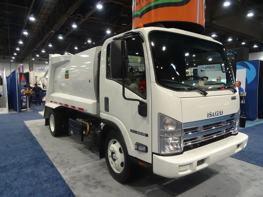 Isuzu - Pak-Mor Rear Loader | Pak-Mor San Antonio, TX | Flickr
