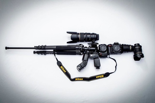 Nikon M4 Assault rifle 😊 pretty coool 👍  #Assaultrifle #Assault #rifle #M4 #creative #flashgun #London #lens #DSLR #Nikongun #Nikon #followformore #followforfollowback #uk #photography #nikonphotography #Sniper