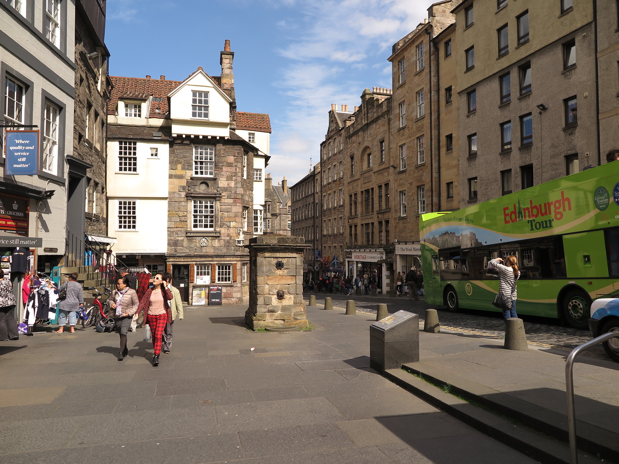 {Day 1} (Edinburgh)