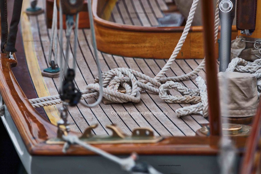 Rope tighten on Cleat. Hawser. Sailing Yacht. | Sailing boat… | Flickr