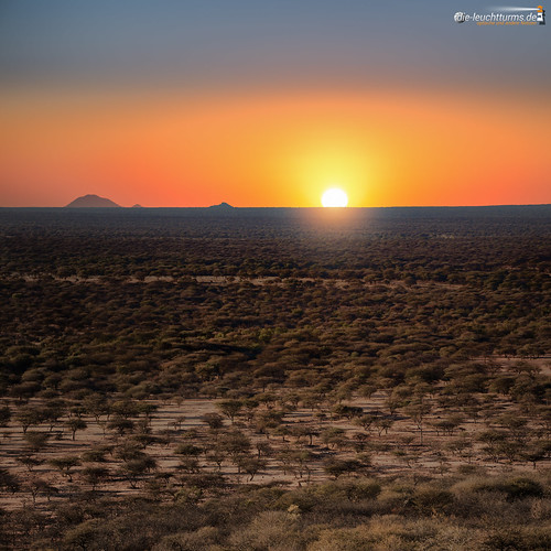africa afrika namibia otjozondjupa sonnenuntergang sunset okonjimanaturereserve 1x1 quadrat quadratisch square