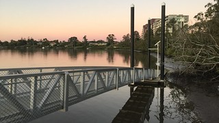 Low tide, Brisbane River, Tennyson, Queensland