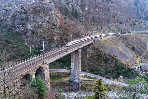 amsteg cantonuri cherstelenbachbrücke europa gotthardbergstrecke kantonuri kontinent schweiz switzerland uri ch