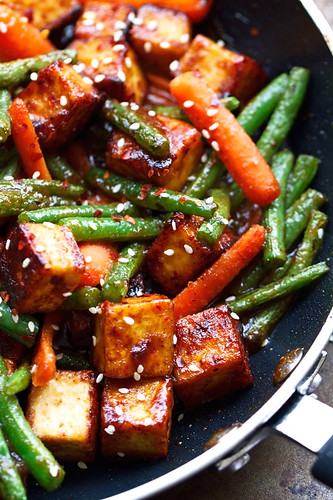 Crispy-Tofu-and-Veggie-Stir-Fry-8 | Little Spice Jar | Flickr