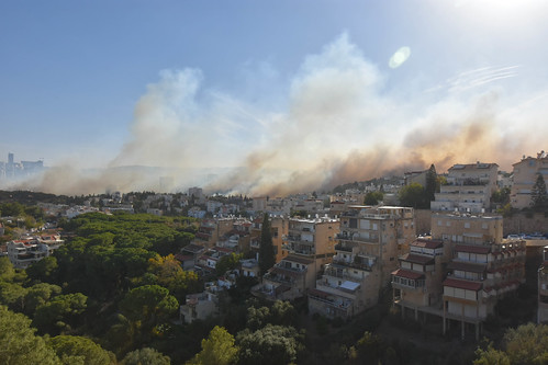 israel haifa fire ישראל חיפה שריפה