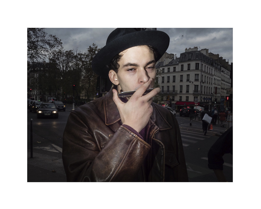 Harmonica boy