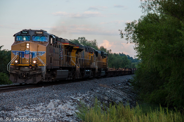 Up 7604 leads a baretable up the Hannibal Sub.