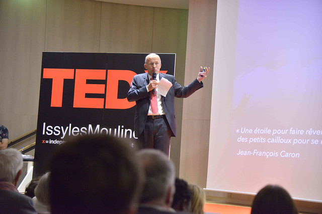 2016-11-23 - TEDxIssy-02 - Bertrand PETIT (14h49m05)