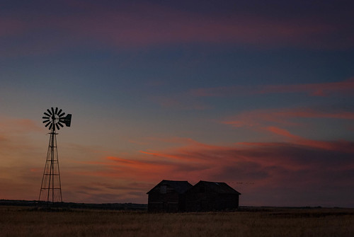 alberta carstairs windmill landscape sunset praire photography canada can