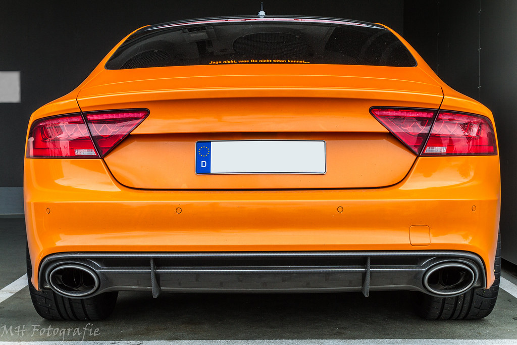 Orange Audi Rs7