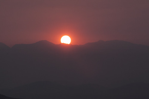 morning sky sun sunrise montana smoke crazymountains