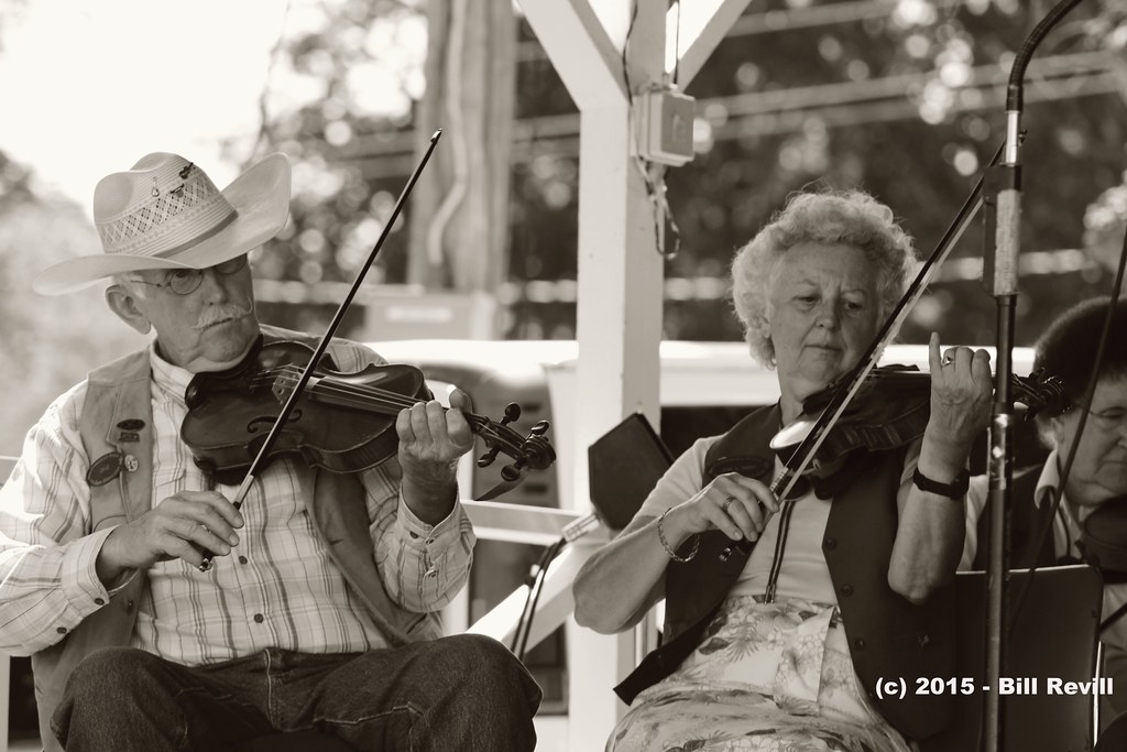 fiddling performers