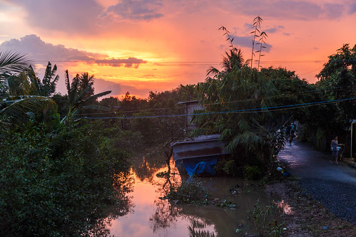 nightride mekongdelta vietnam sunset