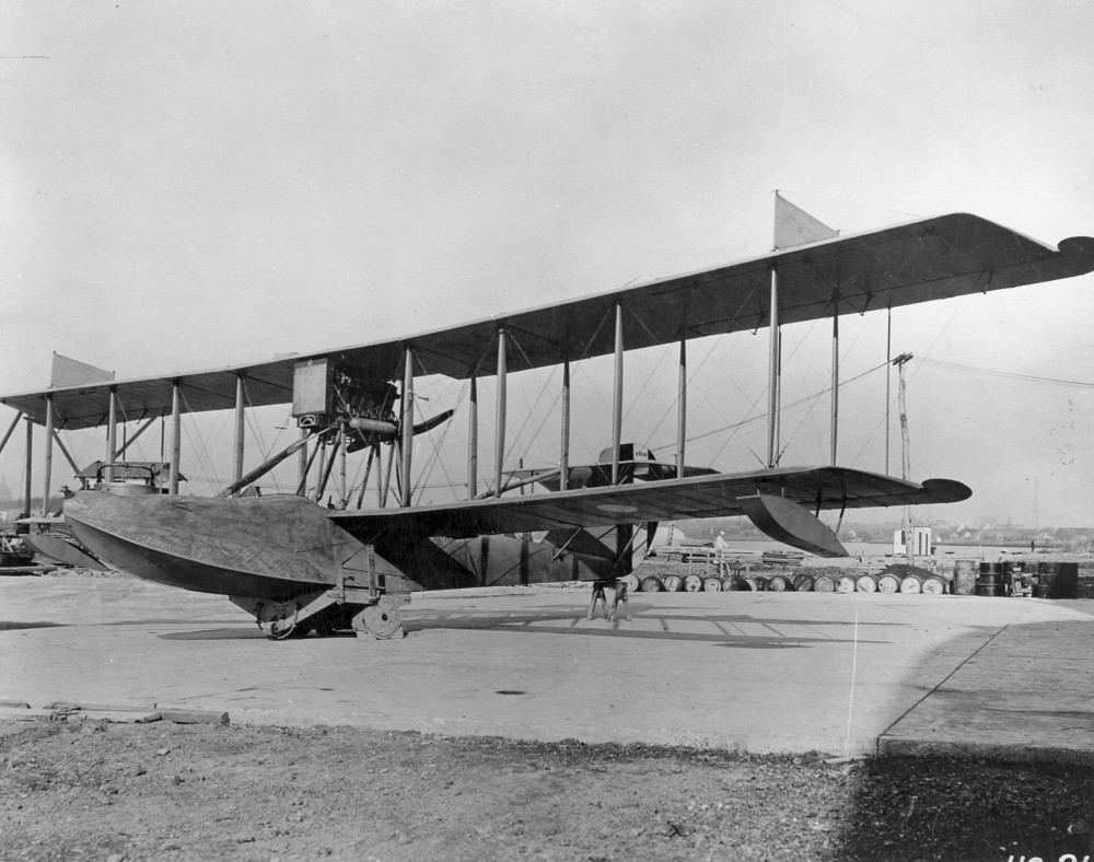 Curtiss HS-2L National Archives photo | PictionID:44465514 -… | Flickr