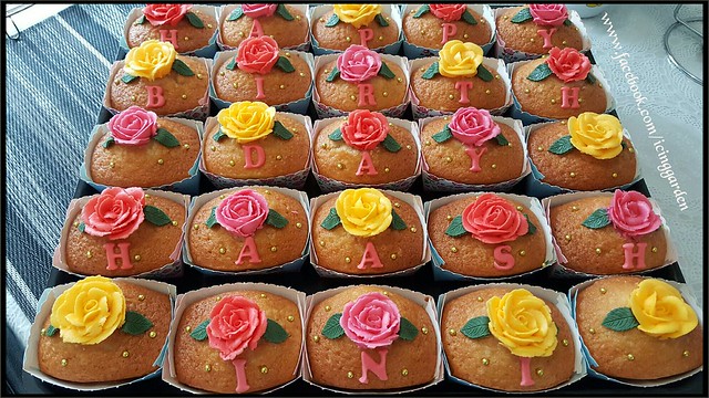 Cupcakes...... 😀