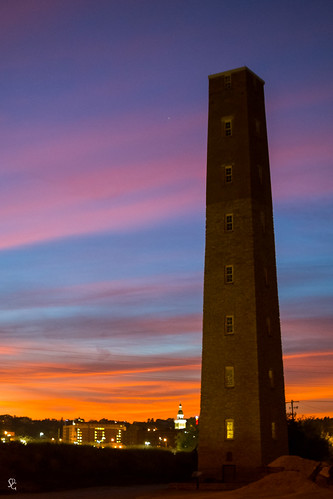 autumn color dusk iowa mississippiriver dubuque shottower