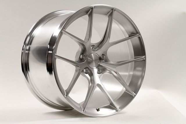 Forgeline VX1 in Brushed Finish