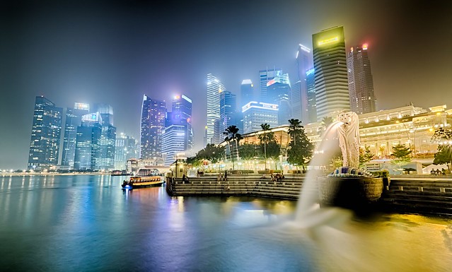 Singapore Skyline & Merlion