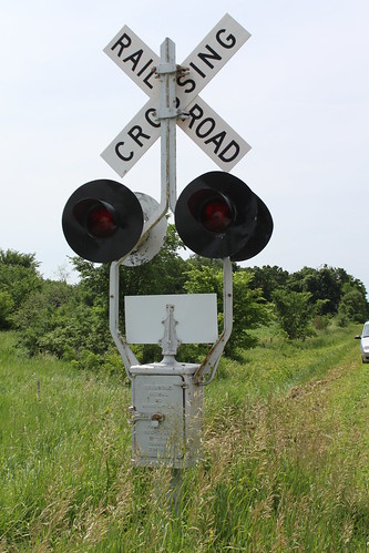 railroad abandoned track railway signal railfan railroadcrossing griswold gradecrossing mstl iarr iowariverrailroad