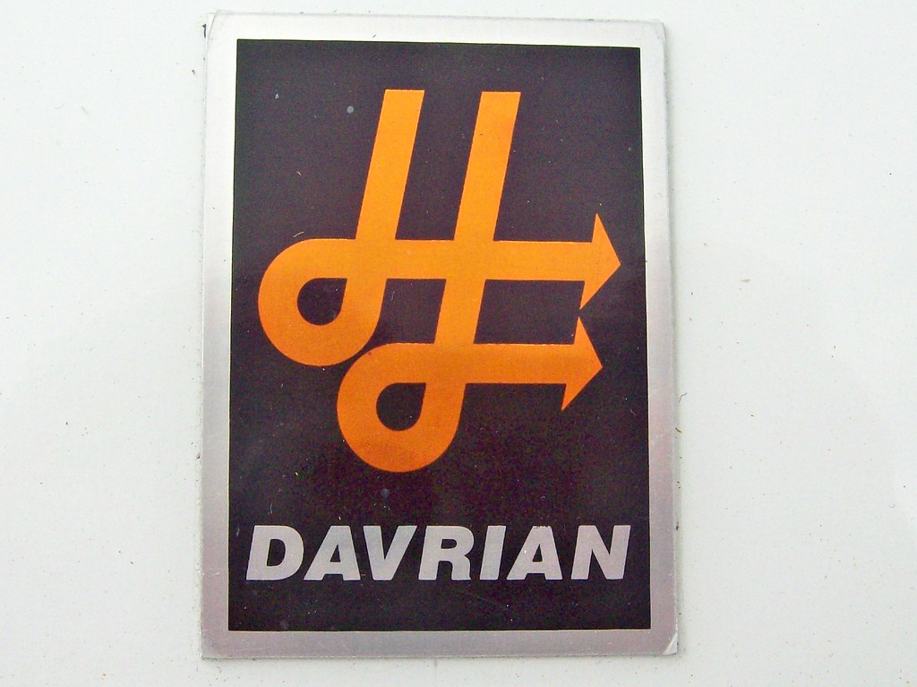 49 Davrian Cars Badge