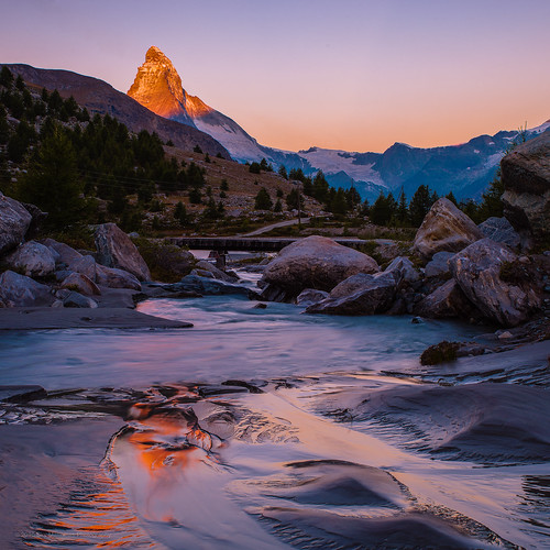 matterhorn switzerland zermatt findelbach river glacier sunrise alpenglow mountains rocky reflection glow road avery hike findelgleischer riversandroads travel pentaxk1 pentax2470mm pixelshift theheadandtheheart stellisee