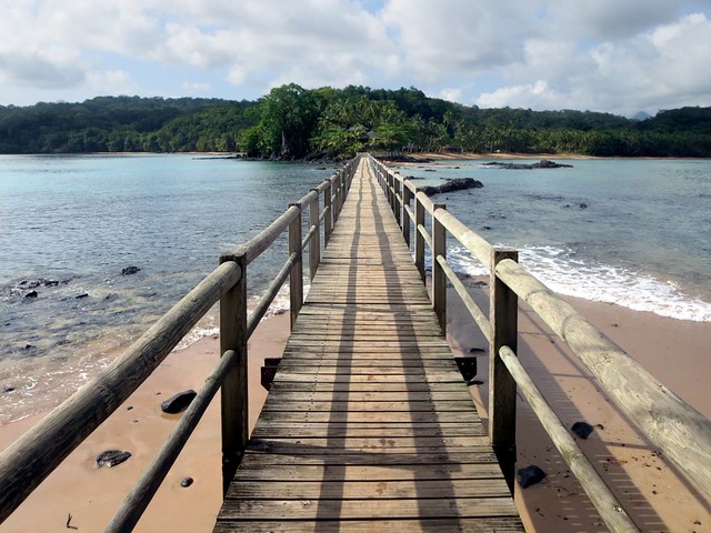 Bom Bom Island Bridge