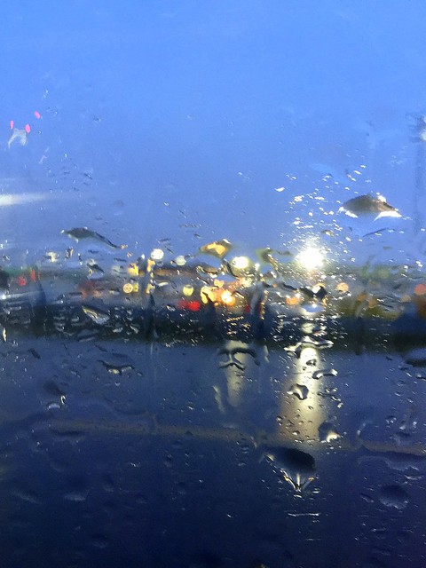 Rainy at JFK Dec 23, 2015, 4-26 PM