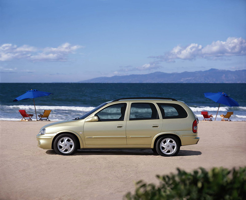 Chevrolet / Buick Sail Wagon – 2001