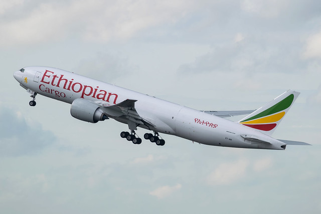 Ethiopian Cargo / Boeing 777F / ET-ARI / EBBR 25R