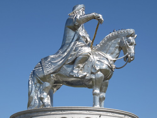 chinggis statue with people-bristles in the horse's mane