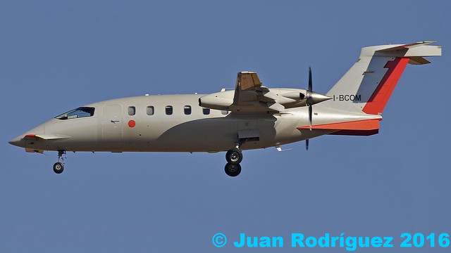I-BCOM - Air Walser - Piaggio P-180 Avanti - PMI/LEPA