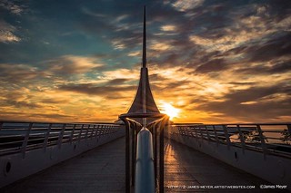 Illuminating Calatrava