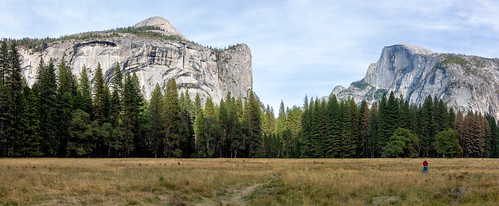 colorefexpro landscape royalarches nature mountains outdoor panorama perspective rocks trees photoshop washingtoncolumn ngc yosemite 2xp photographer northdome nikcollection sonyflickraward zeissvariosonnartf18 halfdome meadow lightroom sonydscrx100m4 88257mmf1828 cyberâshot rx100 rx100iv sony zeiss zeissvariosonnart2470mmf1828 mountain pano rock yosemitevalley california unitedstates us hill
