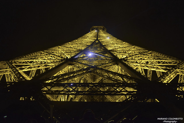 Contrapicado de la Torre Eiffel