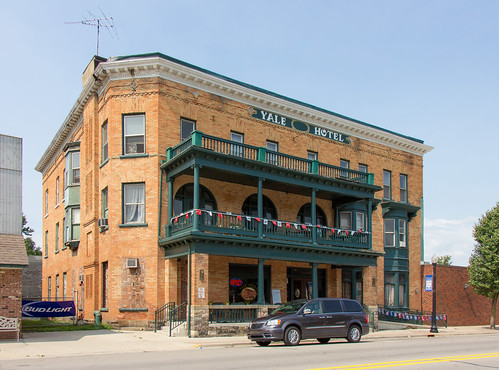 restaurant hotel downtown michigan explore yale smalltown stclaircounty explored constructed1901